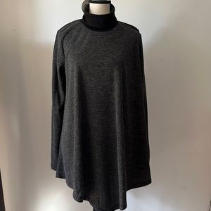 PATRIZIA LUCA  MILANO TURTLENECK TUNIC SWEATER GREY AND BLACK SIZE S